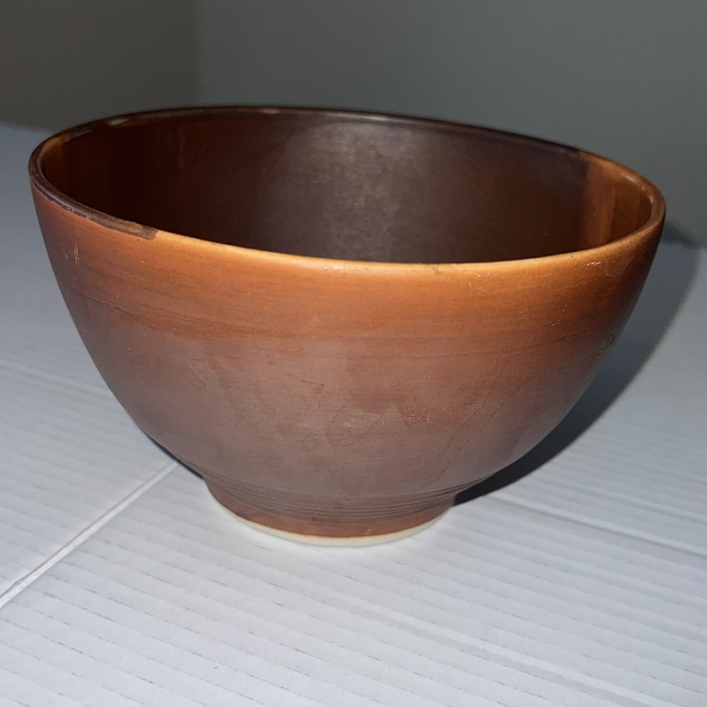 Vance Kitira Large Bowl Made in Thailand Nature Inspired Ceramic Pottery 7”x 5”